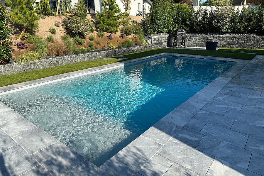 AKOYA 7, plage et grès cérame personnalisable
